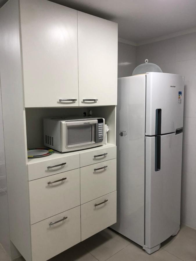 גוארפארי Alto Padrao - Apartamento De 3 Quartos Na Badalada Praia Do Morro A Poucos Passos Da Areia - Elevador -Wi-Fi מראה חיצוני תמונה