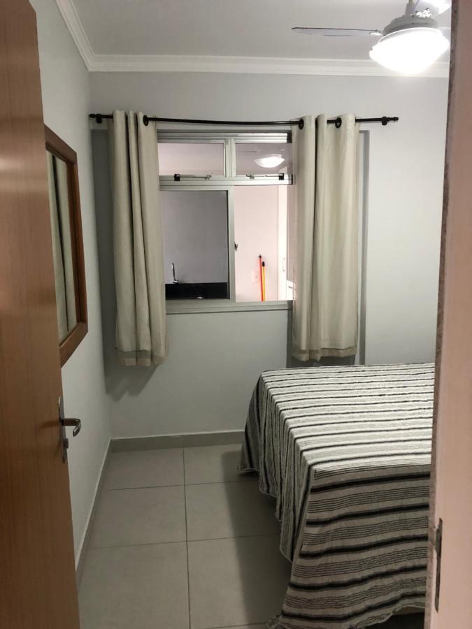 גוארפארי Alto Padrao - Apartamento De 3 Quartos Na Badalada Praia Do Morro A Poucos Passos Da Areia - Elevador -Wi-Fi מראה חיצוני תמונה