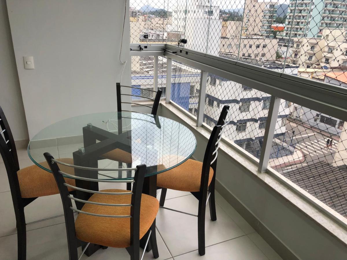 גוארפארי Alto Padrao - Apartamento De 3 Quartos Na Badalada Praia Do Morro A Poucos Passos Da Areia - Elevador -Wi-Fi מראה חיצוני תמונה
