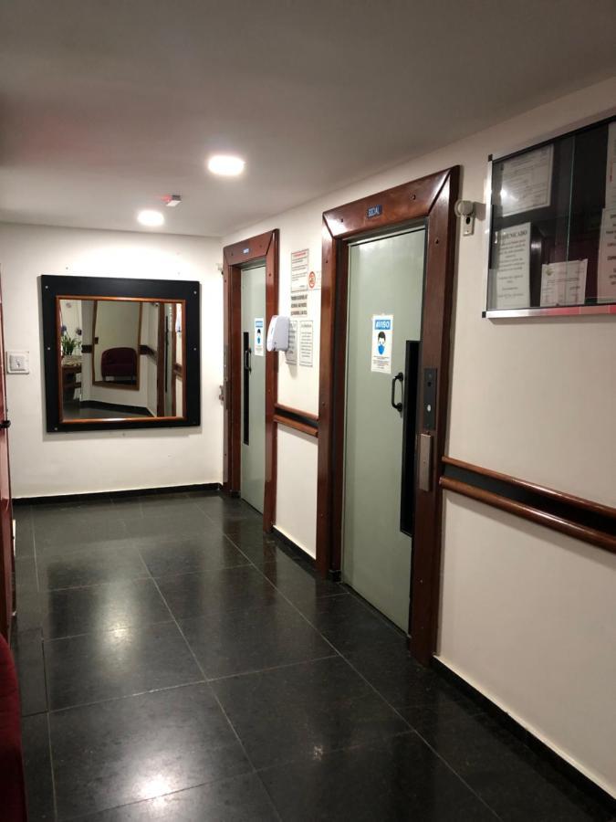 גוארפארי Alto Padrao - Apartamento De 3 Quartos Na Badalada Praia Do Morro A Poucos Passos Da Areia - Elevador -Wi-Fi מראה חיצוני תמונה
