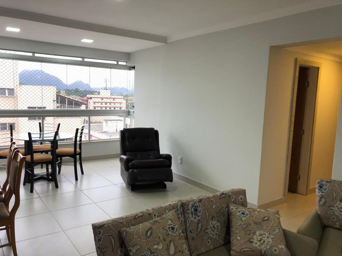גוארפארי Alto Padrao - Apartamento De 3 Quartos Na Badalada Praia Do Morro A Poucos Passos Da Areia - Elevador -Wi-Fi מראה חיצוני תמונה